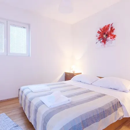 Lavita Libera Apartment *